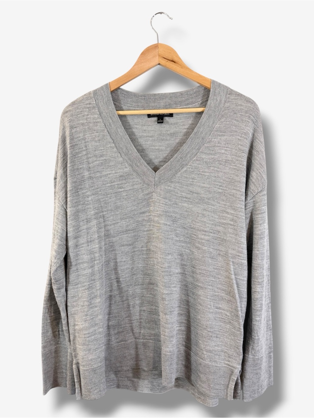Banana Republic Gray Merino Wool V-Neck Sweater Size L Preppy Casual Lightweight